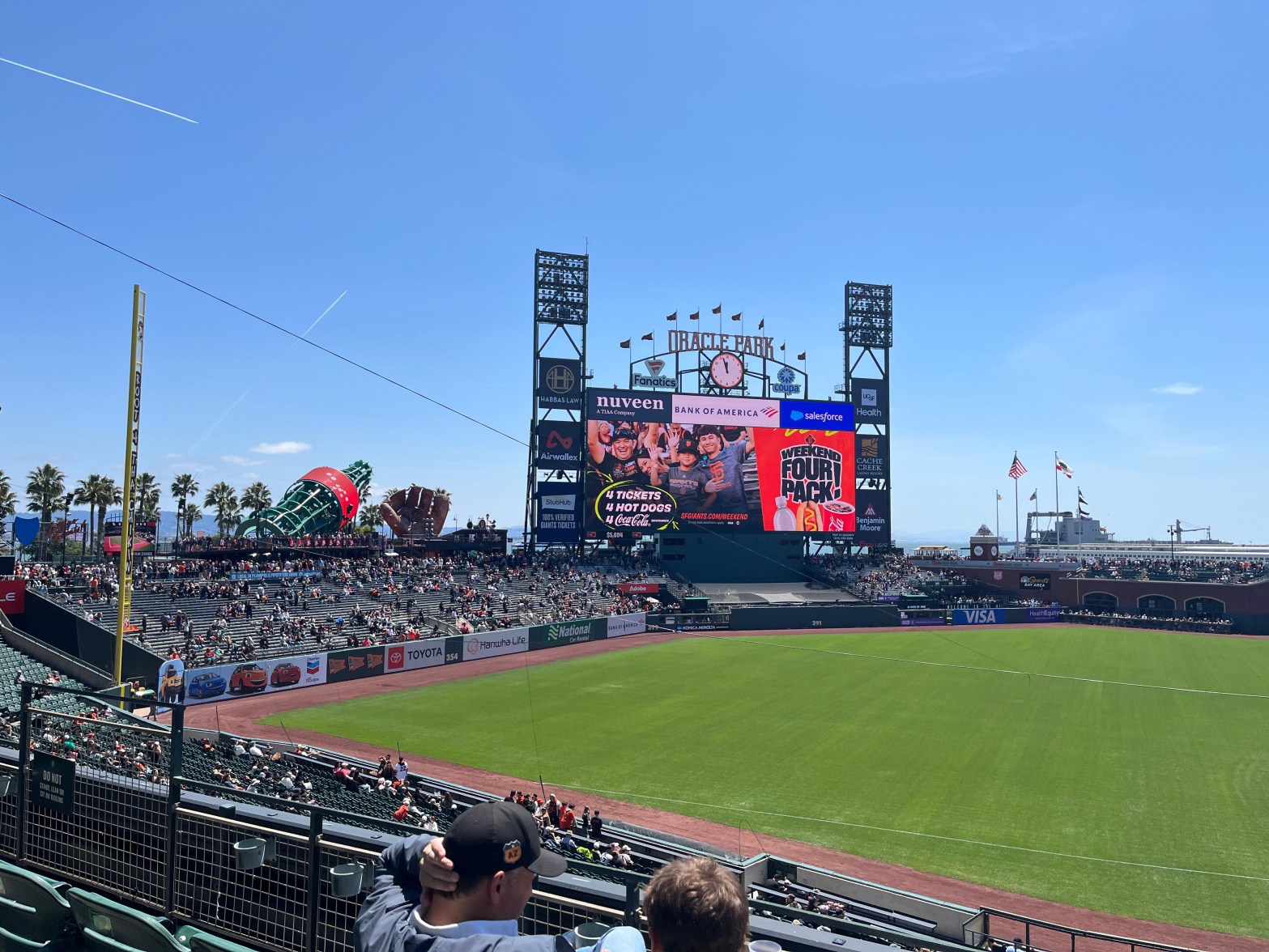 Picture of Oracle Park in San Francisco